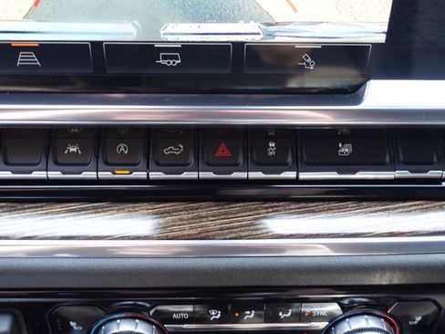 Used 2023 GMC Sierra 1500 Elevation w/ Preferred Package image 38