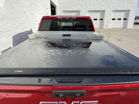 Used 2023 GMC Sierra 2500 Denali w/ Denali Ultimate Package image 11