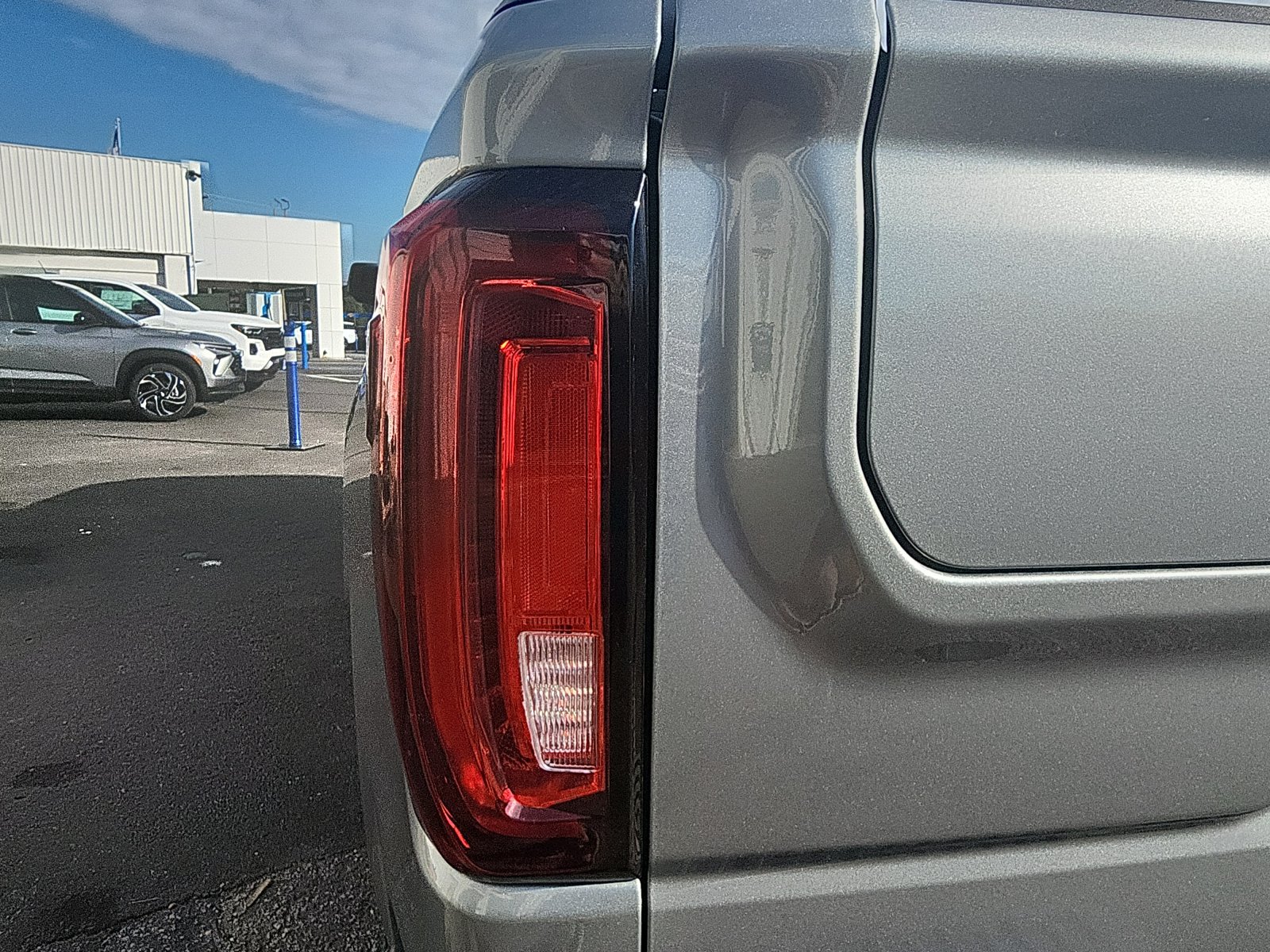 Used 2025 GMC Sierra 1500 Denali Ultimate AWD/4WD image 10