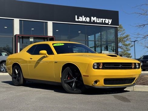 Used 2017 Dodge Challenger R/T w/ Sound Group image 1
