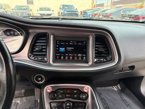 Used 2022 Dodge Challenger GT RWD image 20