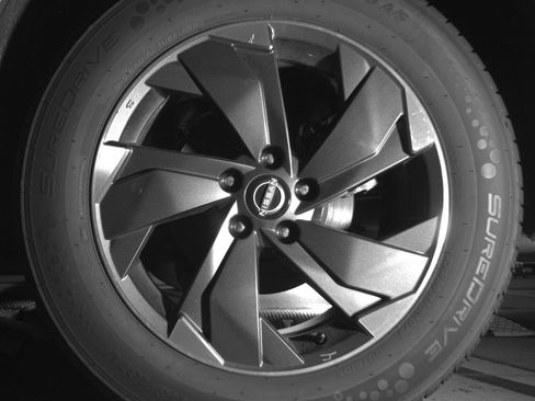 Used 2025 Nissan Rogue SV AWD/4WD image 14