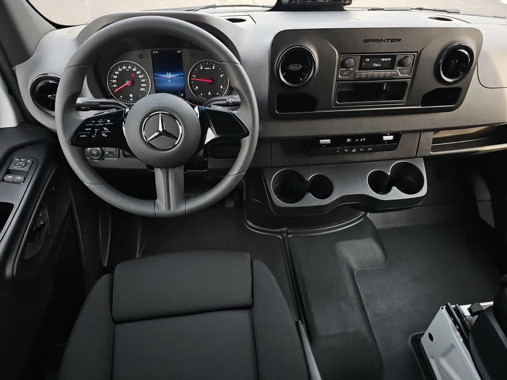 Used 2026 Mercedes-Benz Sprinter 2500 image 11