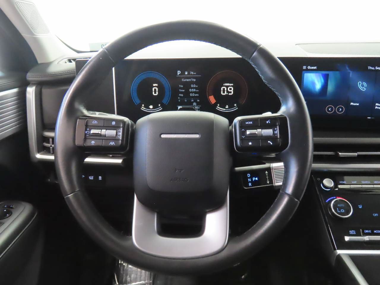 Used 2025 Hyundai Santa Fe SEL AWD/4WD image 9