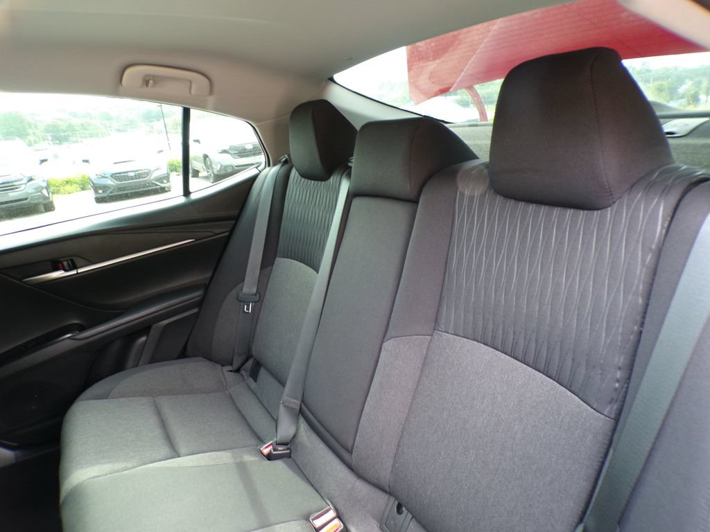 Used 2025 Toyota Camry LE FWD image 17