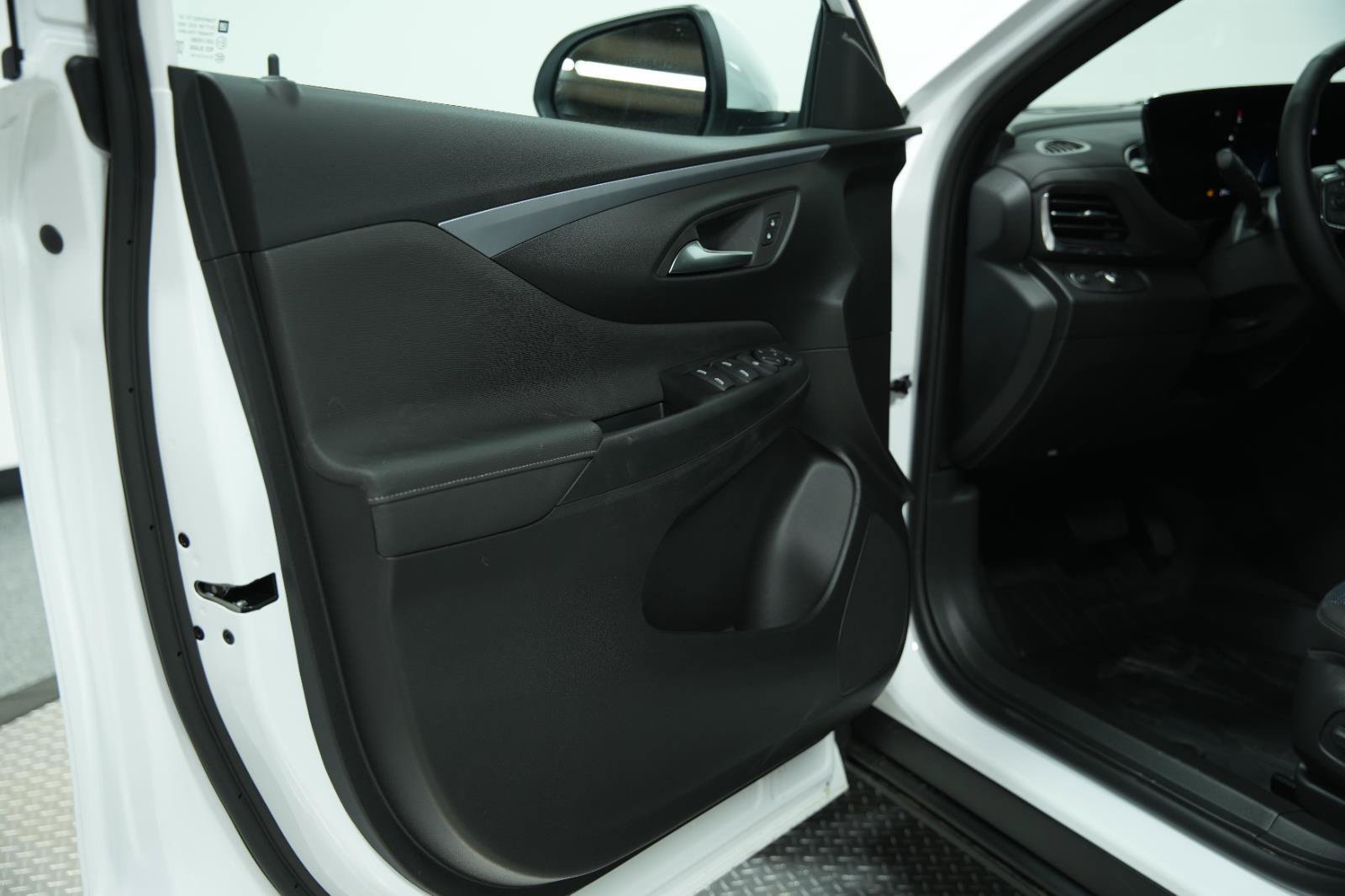 New 2026 Buick Envista Sport Touring w/ Convenience I Package FWD image 22