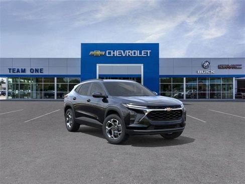 New 2026 Chevrolet Trax LT w/ Driver Confidence Package image 1