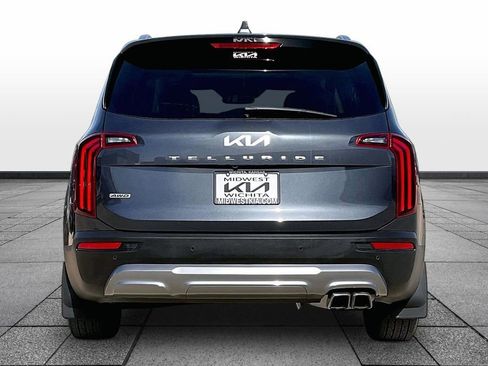 Certified 2022 Kia Telluride SX w/ SX Prestige Package image 4