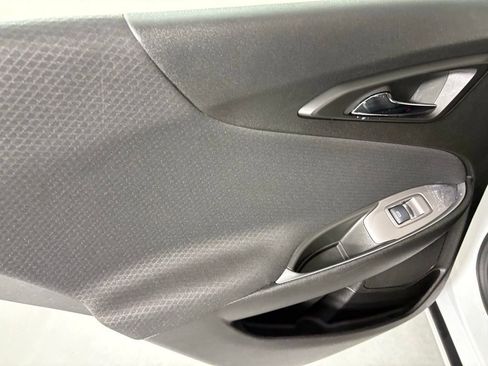 Used 2024 Chevrolet Malibu LT image 36