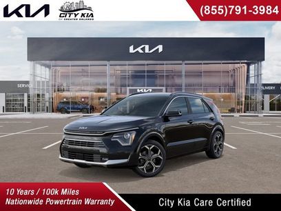 Used 2025 Kia Niro EX Touring