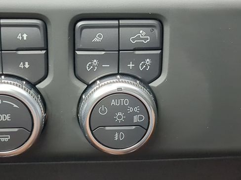 Used 2024 GMC Sierra 2500 AT4X AWD/4WD image 65
