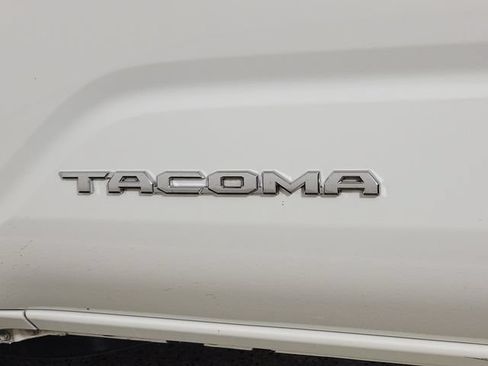 Used 2025 Toyota Tacoma SR5 RWD image 9