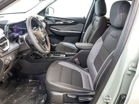 New 2026 Chevrolet TrailBlazer LT FWD image 9