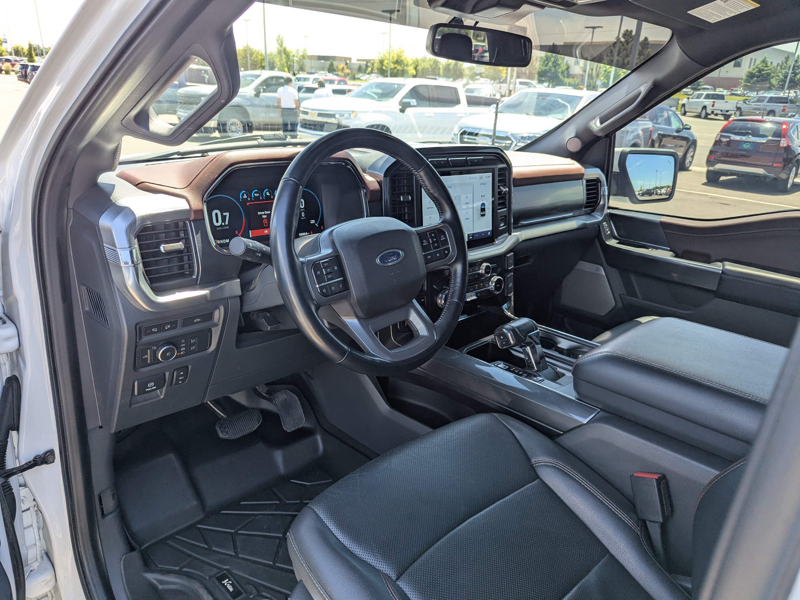 Used 2022 Ford F150 Lariat AWD/4WD image 13