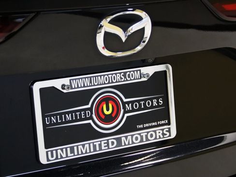 Used 2025 MAZDA CX-70 Plug-In Hybrid w/ Premium Pkg image 4