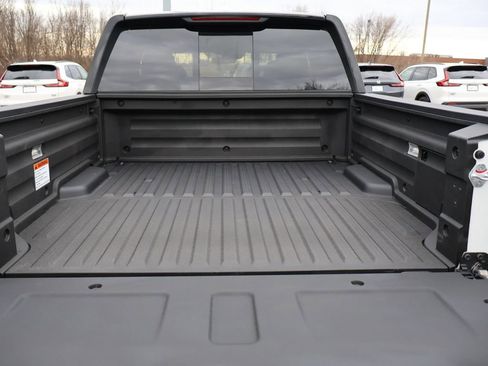 New 2026 Honda Ridgeline Black Edition image 10