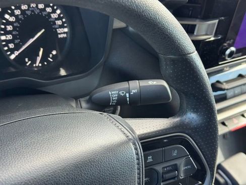 Used 2024 Toyota Tundra SR5 w/ SR5 Convenience Package AWD/4WD image 28