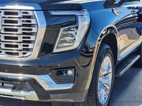 Used 2025 GMC Yukon Denali image 9