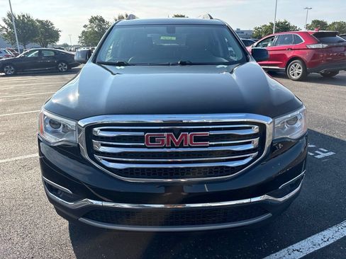 Used 2019 GMC Acadia SLT AWD/4WD image 2