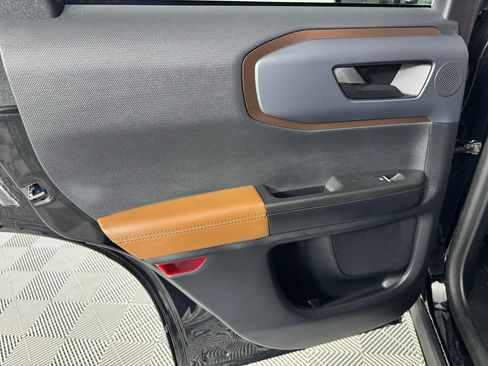 Used 2021 Ford Bronco Sport Outer Banks w/ Outer Banks Package (96D) image 23