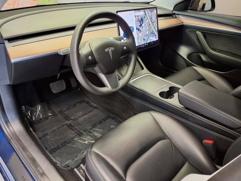 Used 2021 Tesla Model 3 Standard Range Plus RWD image 19