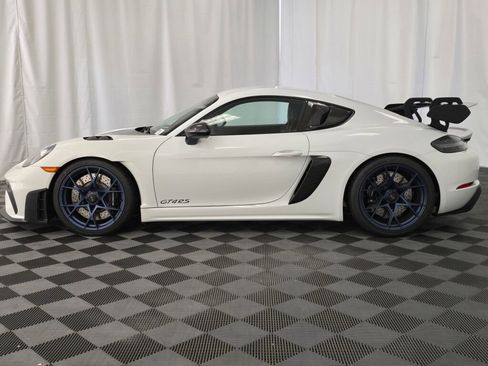 Certified 2024 Porsche 718 Cayman GT4 RS image 2