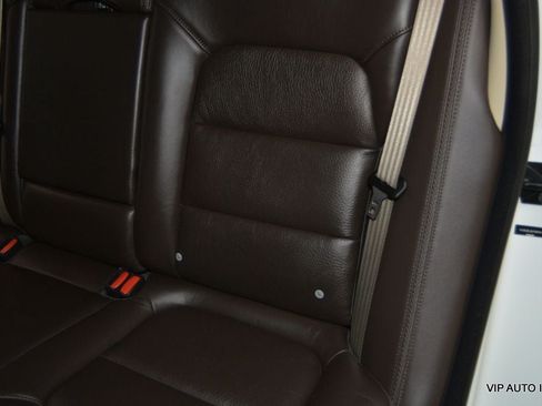 Used 2013 Volvo XC70 3.2 FWD image 23