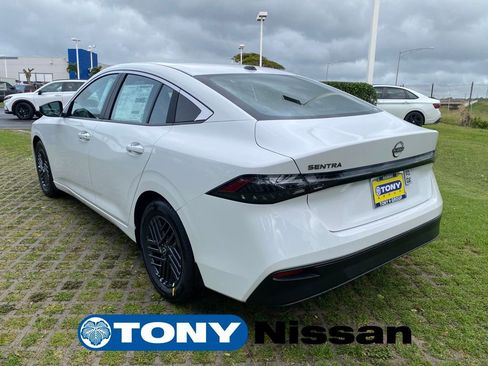 New 2026 Nissan Sentra SV w/ Floor Mat Package FWD image 5
