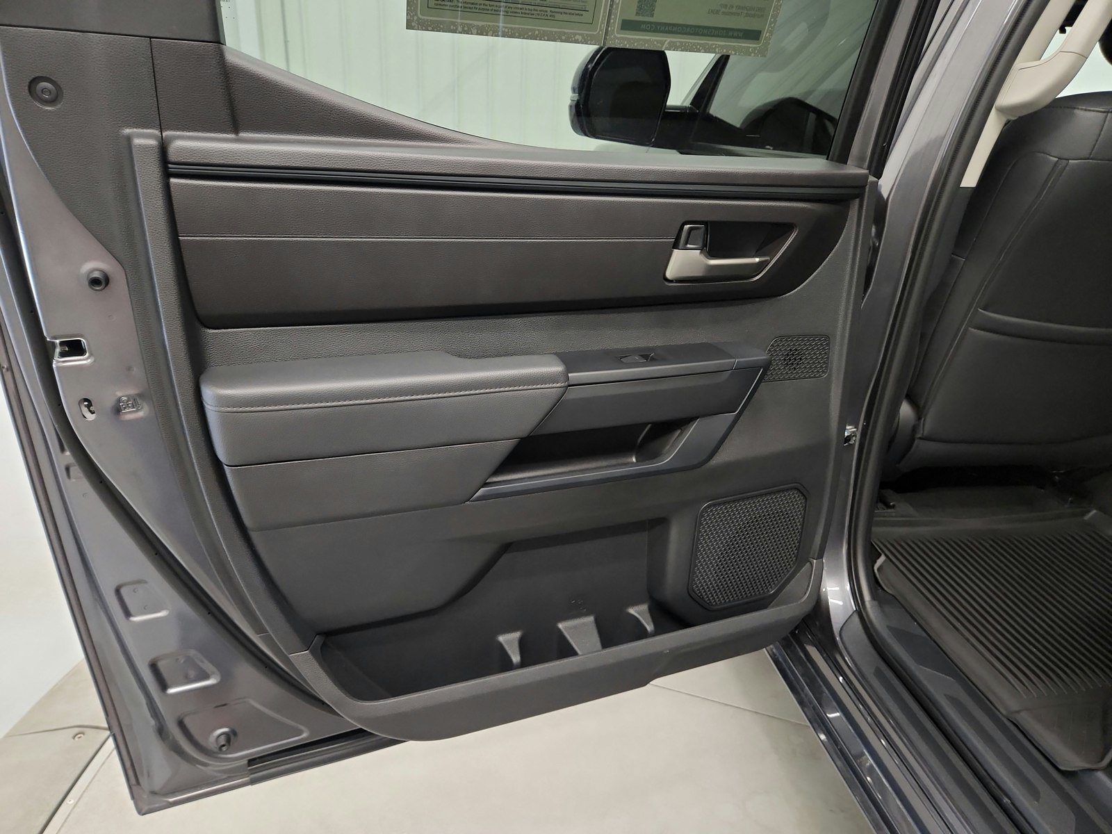 Used 2024 Toyota Tundra SR5 w/ SR5 Convenience Package AWD/4WD image 42