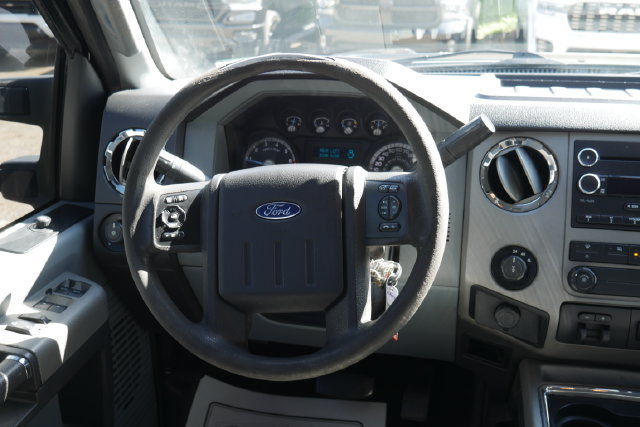 Used 2016 Ford F250 XLT w/ Snow Plow Prep Package AWD/4WD image 15
