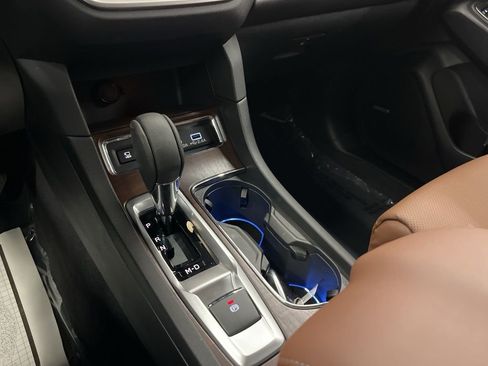 Used 2024 Subaru Ascent Touring image 26