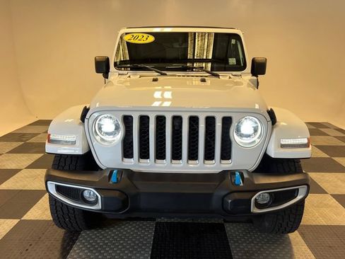Used 2023 Jeep Wrangler Unlimited Sahara w/ Cold Weather Group AWD/4WD image 2