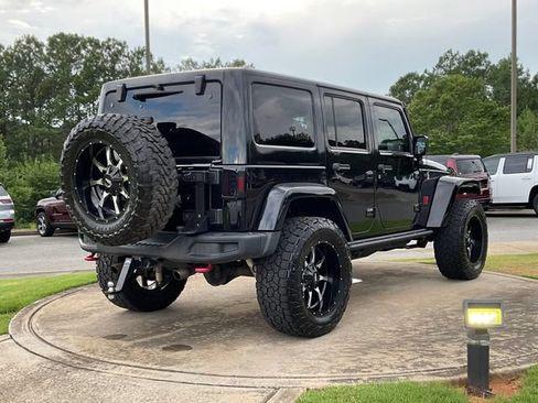 Used 2015 Jeep Wrangler Unlimited Rubicon AWD/4WD image 7