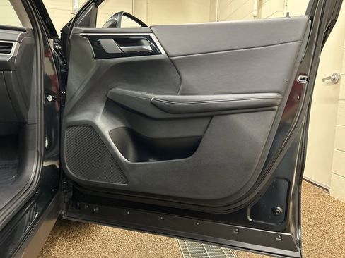 Used 2024 Mitsubishi Outlander SE image 15