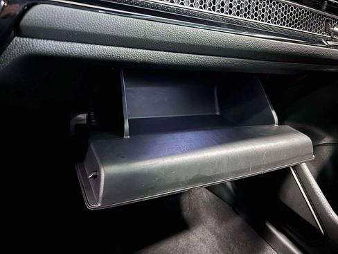 Used 2025 Honda Civic Sport image 32