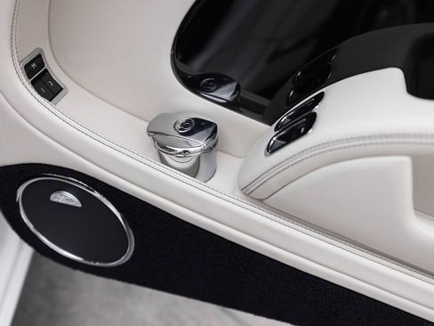 Used 2020 Bentley Mulsanne Speed RWD image 32