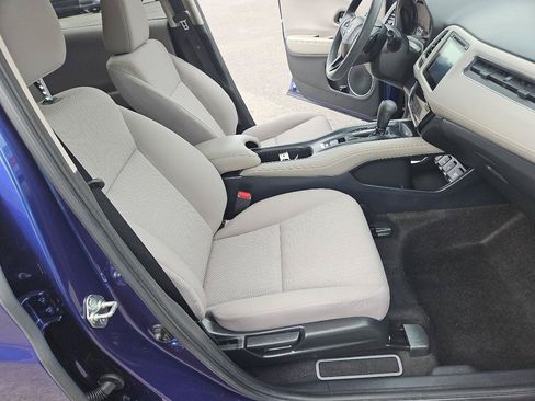 Used 2017 Honda HR-V EX image 17