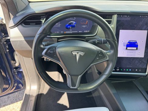 Used 2021 Tesla Model X Performance AWD/4WD image 18