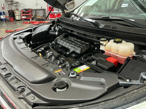 Used 2018 Buick Enclave Essence w/ Trailering Package FWD image 22