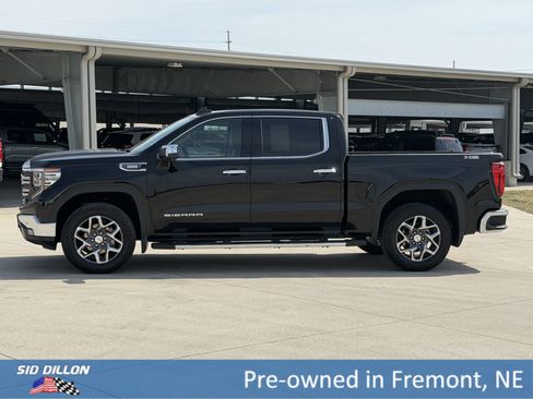 Used 2025 GMC Sierra 1500 SLT w/ SLT Premium Plus Package image 7