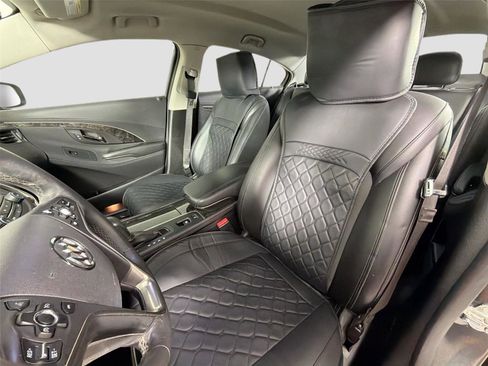 Used 2015 Buick LaCrosse FWD image 20