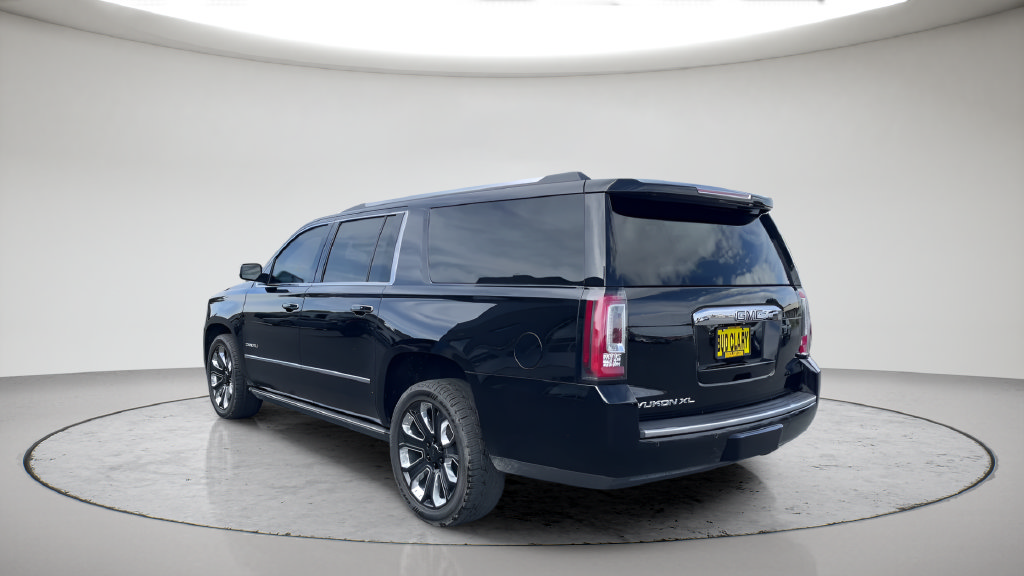 Used 2019 GMC Yukon XL Denali w/ Denali Ultimate Package AWD/4WD image 9