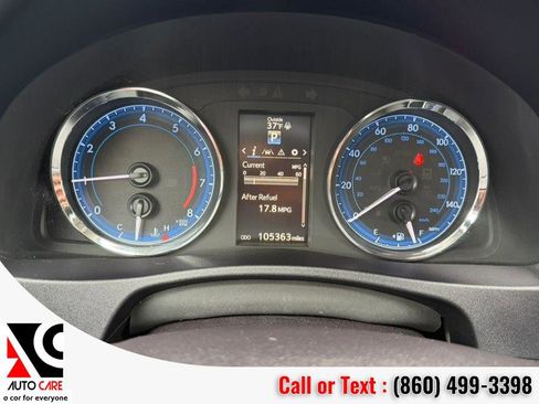 Used 2017 Toyota Corolla SE image 17