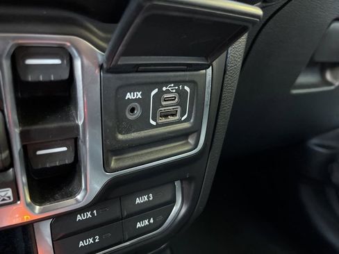Used 2023 Jeep Wrangler Unlimited Sahara w/ Cold Weather Group AWD/4WD image 38