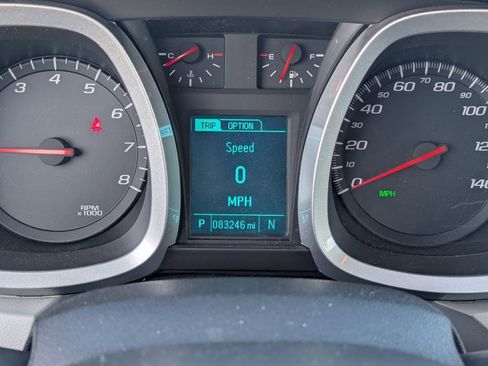 Used 2017 Chevrolet Equinox LT w/ Convenience Package image 20