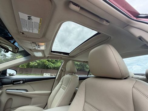 Used 2012 Toyota Camry XLE w/ Convenience Pkg FWD image 20