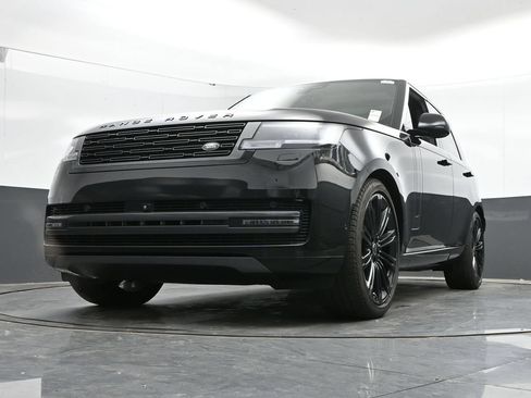 Used 2025 Land Rover Range Rover SE AWD/4WD image 46