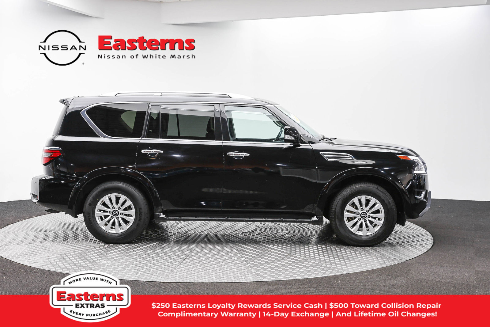 Used 2024 Nissan Armada SV RWD image 4