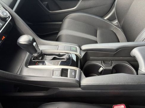 Used 2020 Honda Civic Sport image 12