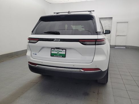 Used 2022 Jeep Grand Cherokee Limited 4xe w/ Luxury Tech Group II AWD/4WD image 7